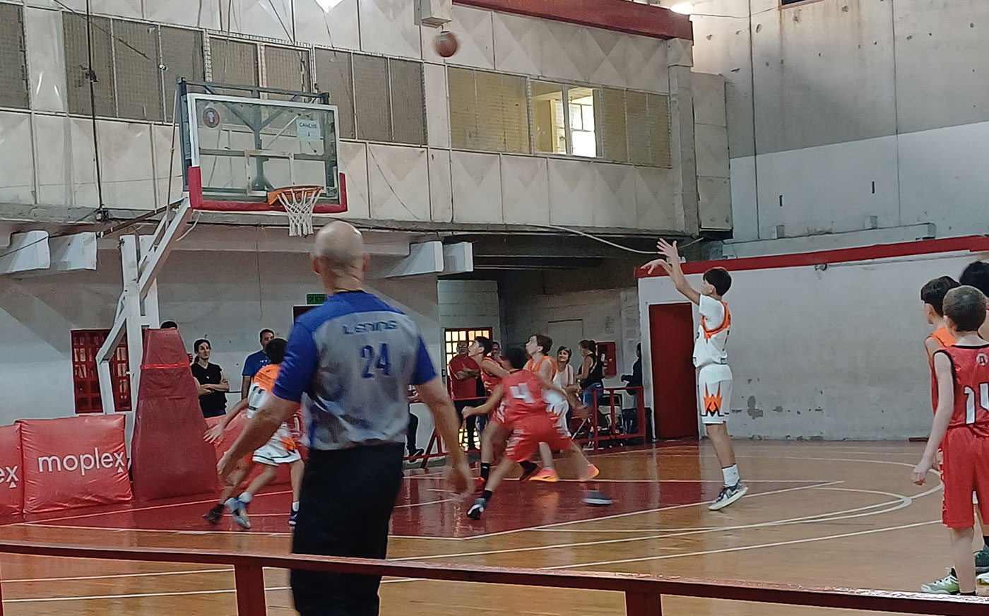 NMVM vs Universitario fecha 1